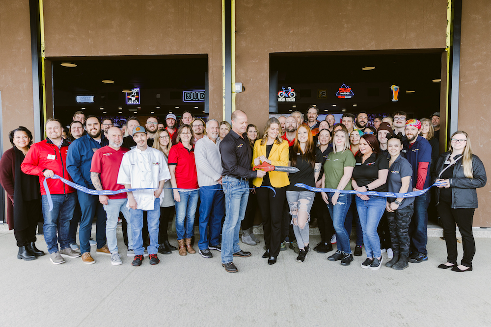 bluffdale-bout-time-new-location-ribbon-cutting